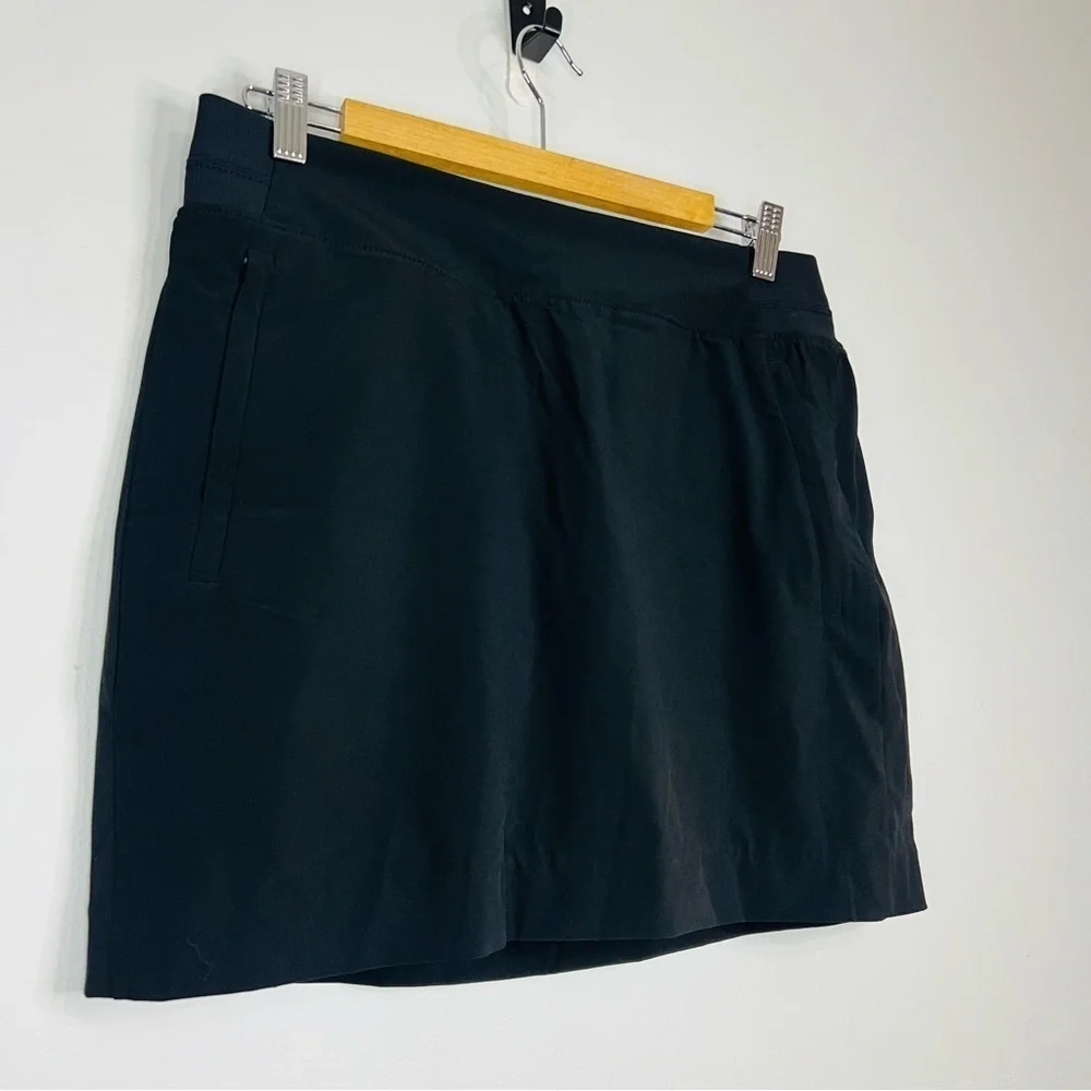 ATHLETA Brooklyn black ATHLETA mini skort skirt size 12